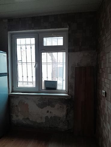 qebele ev satilir: Kirayə verilir - Plan: uzun dəhlizli, ayrı-ayrı mətbəx və sanitar — 4