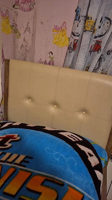 taxt döşəyi: Oğlan və qız üçün, İşlənmiş, Çarpayı, Bazasız, Matras ilə, Siyirməsiz — 5