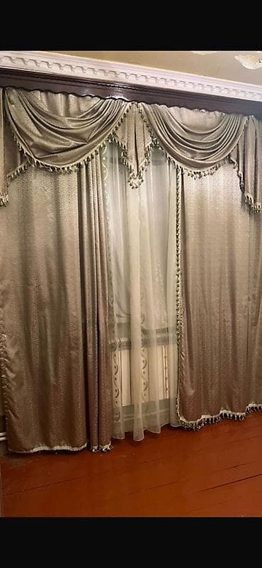 Klassik üslubda pərdə dəsti - Dəst tərkibi: iki ədəd əsas qalın