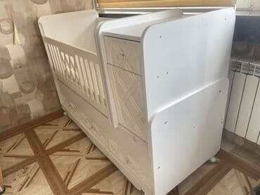 oğlan tortlari: Oğlan və qız üçün, Dördbucaq, Beşik, Dəstsiz, Matras ilə, Yellənmə mexanizmsiz — 1