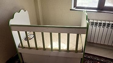 Asia: Oğlan və qız üçün, İşlənmiş, Dördbucaq, Beşik, Dəstsiz, Matras ilə, Yellənmə mexanizm ilə — 4