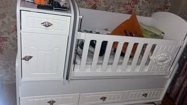 Oğlan və qız üçün, İşlənmiş, Dördbucaq, Beşik, Matras ilə, Yellənmə mexanizm ilə