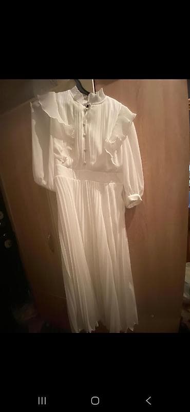 ketan don: 38 beden, 1 defe geyilib nigaha Ağ rəngli, şifon fakturalı maxi don — 1