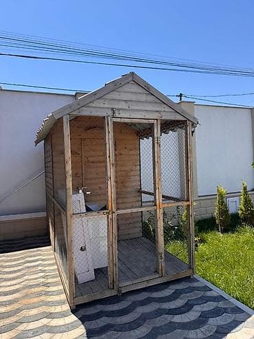 Taxta konstruksiyalı açıq hava quşxanası/volyer - Material: möhkəm — 2