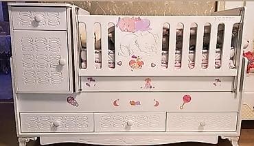 Beşiklər: Oğlan və qız üçün, İşlənmiş, Dördbucaq, Beşik, Matrassız, Yellənmə mexanizmsiz — 1