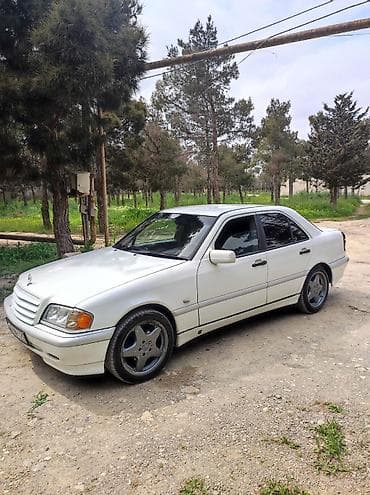 mercedes pps: Mercedes-Benz C-Class (W202) sedan Xüsusiyyətlər: - Kuzov: 4 qapılı — 2