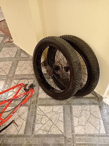 velosipeti: Dağ velosipedi və 2 amarsatirli qatlana bilən — 3