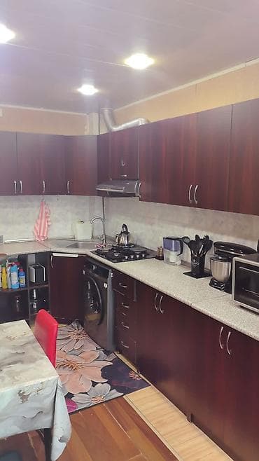 ✅Metbex mebeli 300 manata satilr. Ölçü 3.40*1.40 . Üstünde qaz moyka