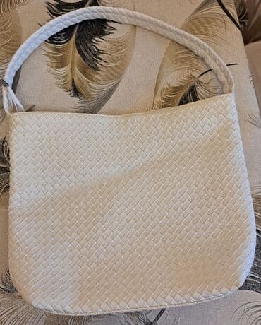 Çantalar: Çiyin çantası, İşlənmiş — 1
