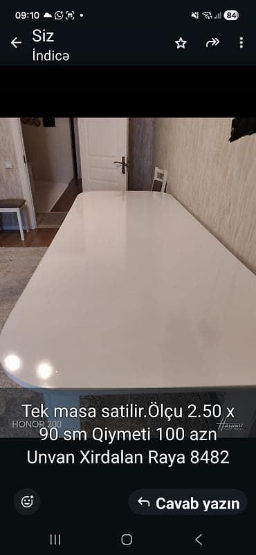 Ağ rəngli masa - Ölçü: 2.50 m x 90 sm - Forma: yumşaq bucaqlı — 1