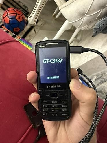 Samsung rəng - Qara, İki sim kartlı — 1