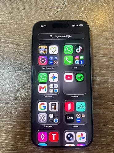 intel core i7: IPhone 17, 256 GB, Qara — 2