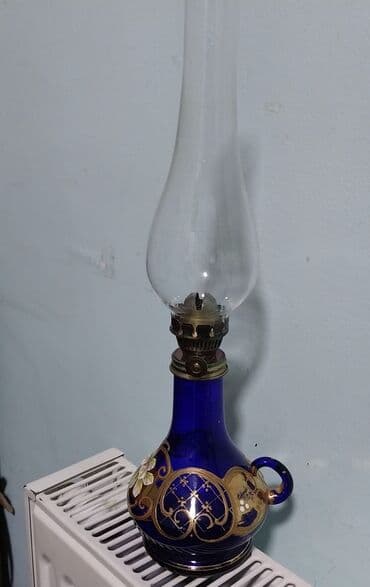 Projektorlar: Bagema lanpa.az işlenmiş.qrığı,çatı yoxdu. uzerindeki zər silinib — 2