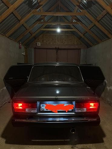 Aksesuarlar və tüninq: VAZ 2107 (Lada 2107) – klassik sedan qara perde qarmoska birdefe — 1