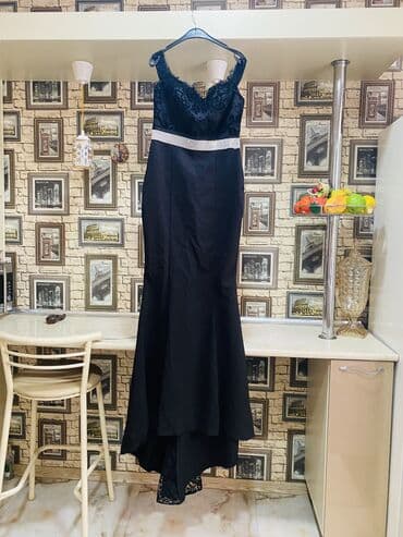 Türkiyenindi 160 man alınıb deyerınde cox cox ucuz satılır razmer