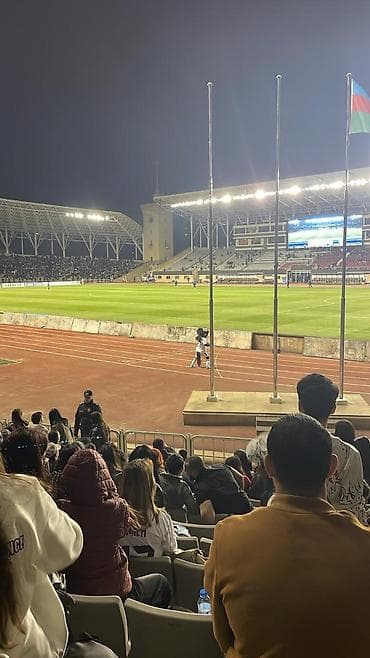 Butslar: Butslar Nike, Ölçü: 39, İşlənmiş — 2