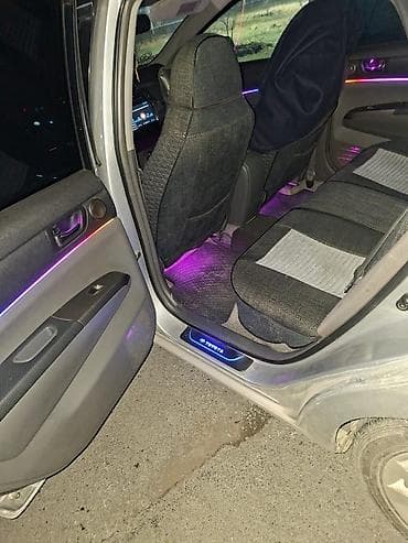 zil maşın: Toyota Prius (XW20) hibrid hetçbek - Gümüşü rəng, 5 qapı - Hibrid güc — 10