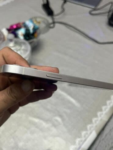 Alfa Romeo: IPhone 12, 256 GB, Ağ, Face ID — 4