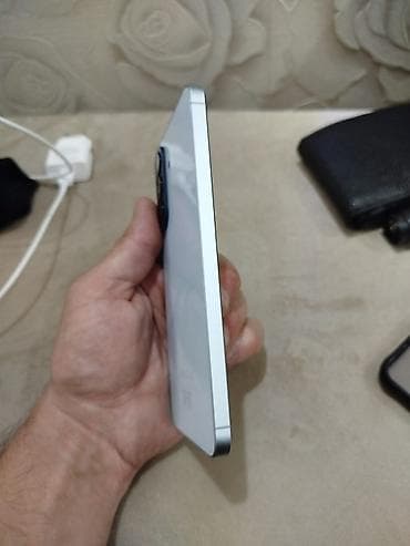 samsung a50 ucun kabrolar: Samsung Galaxy A56 5G, rəng - Ağ, Barmaq izi — 2