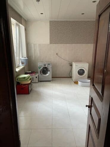 həzi aslanovda satılan həyət evləri: 8 otaq, 323 kv. m, Orta təmir — 11