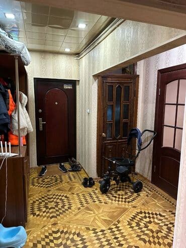 ağ şeher evler: Bakı, 9-cu mikrorayon, 3 otaqlı, Köhnə tikili, 85 kv. m — 6