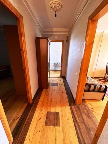 əhmədli ev: Xətai rayonu, Əhmədli Telnov küçəsində, 3-otaqlı, sahəsi 70kv-m olan — 5