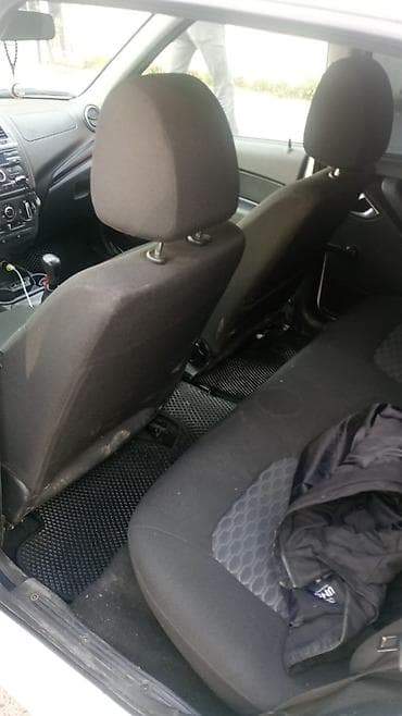 VAZ (LADA) Granta: 1.6 l | 2025 il 43133 km Sedan — 6