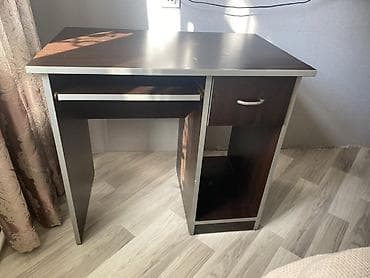 Düz masa, Polkalı, Siyirməli, Türkiyə, Sadə laminat, Zəmanətsiz, Kredit yoxdur