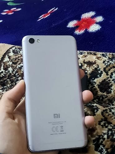 macbook çanta: Xiaomi smartfon - Model: Xiaomi Redmi Note 5A (arxa korpusda “mi” — 2