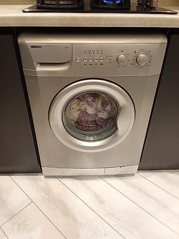 Ayla6 kglıq paltaryuyan maşın 180 azn satılır.Heç bir problemi