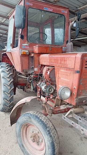 traktor satişi: Kənd təsərrüfatı üçün Universal Təkərli Traktor - Qapalı kabin: geniş — 1