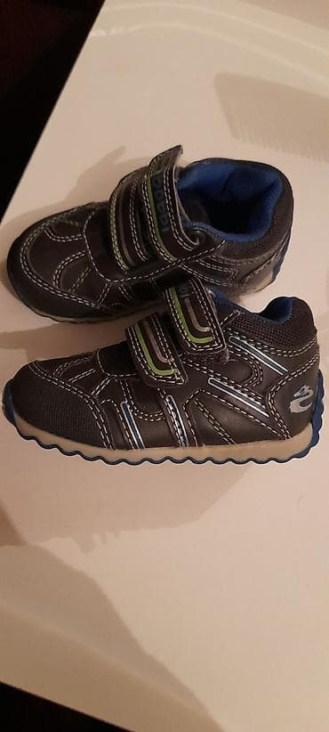 ortopedik ayaqqabilar: Uşaq ayaqqabısı yenidir. Bobbi firması. Almaniyadan alınıb. çamadanda — 2