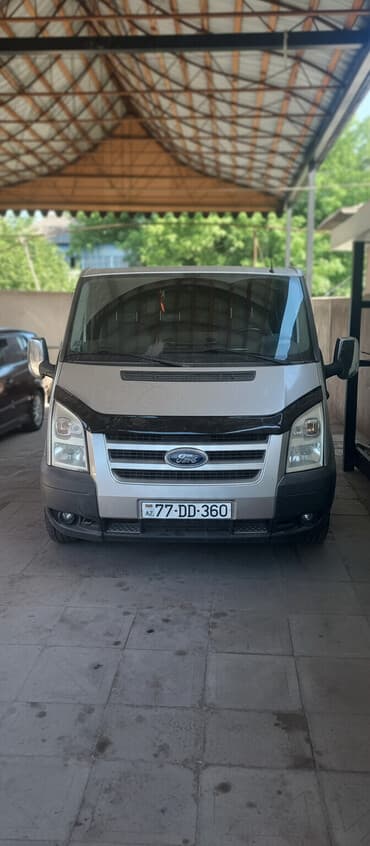 maşın üçün zontik: Ford Transit yük maşını - Kuzov: qapalı furgon, arxa ikitaylı qapı və — 2