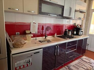 qaz pilite: Metbex mebeli.3mt. Üstünde qaz aspirator. Ustunun mermerinde cat — 4