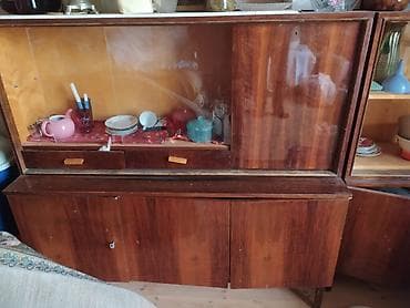 demir dolablar: Yemək qabları və dekor üçün iki ədəd vitrin/dolap dəsti 1) Klassik — 1