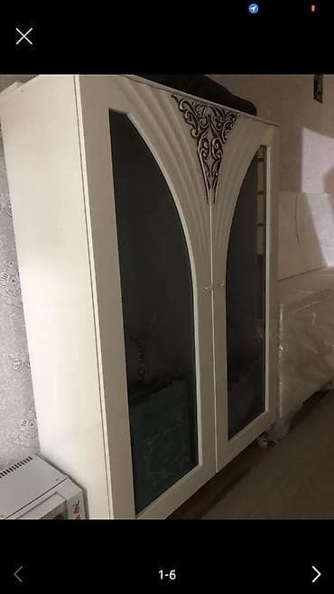 guzgu samdan: Jurnal masası, Komod, Servant, Türkiyə — 1