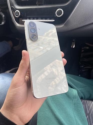 samsung mobil: Samsung Galaxy A56 5G, 128 GB, rəng - Ağ, Barmaq izi, Simsiz şarj, Face ID — 2