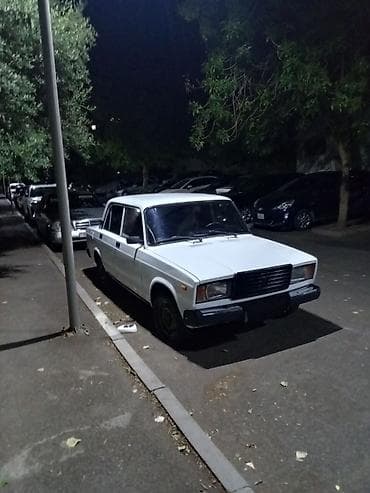 2107 tekeri: VAZ (LADA) 2107: 1.7 l | 2000 il 180000 km Sedan — 6