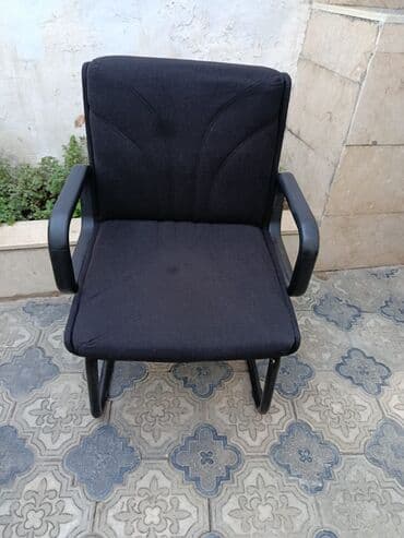 ofis masası 2. el: Təkərsiz, Qolları tənzimlənmir, Parça — 1