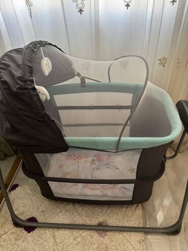 yellenen beşik: Oğlan və qız üçün, Dördbucaq, Beşik, Dəstsiz, Matras ilə, Yellənmə mexanizm ilə — 1