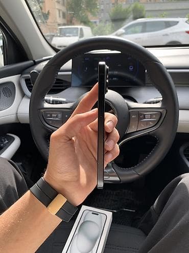 iphon 5 s: IPhone 15, 128 GB, Black Titanium, Face ID — 5