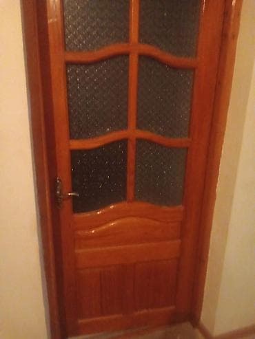 Ağac otaq qapısı – şüşəli model - Material: təbii ağac (laklanmış — 2
