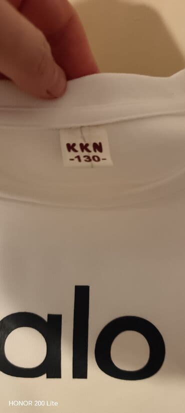 Cinslər və şalvarlar: Uşaq üçün ağ sweatshirt - Brend yazısı: “alo” (ön hissədə qara loqo — 2