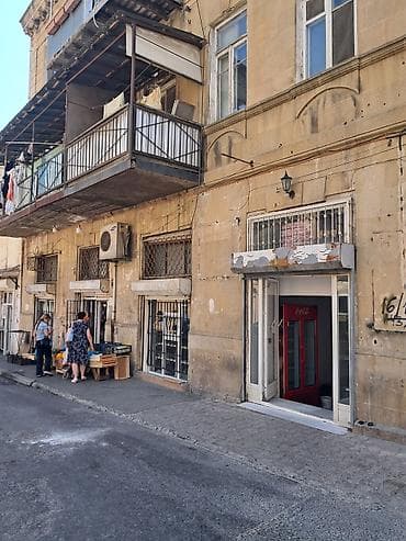 İcarəyə obyekt – küçəyə çıxışı olan, nişanları mövcuddur; piyada — 2