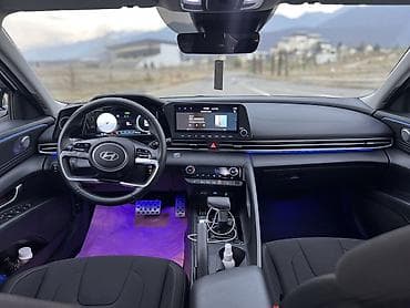 opel astra 2000: Hyundai Elantra: 1.6 l | 2024 il Sedan — 8