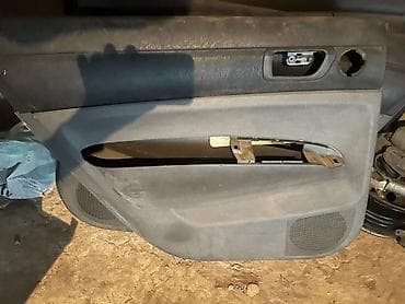 kia k5 2011: Toyata prius 4 eded qapi cexolu
Bagac plastmasi
On bagacin plastmasi — 6