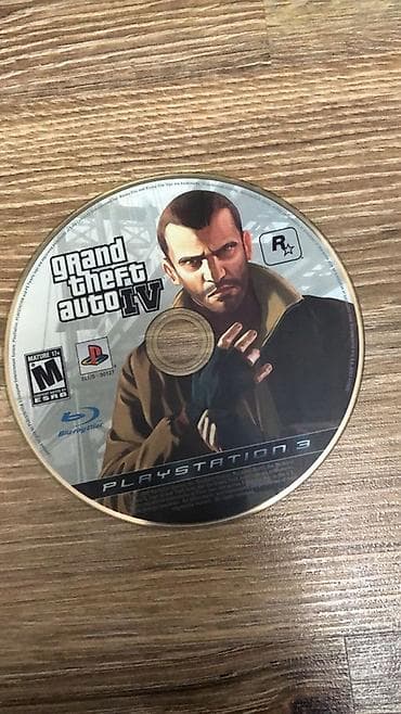 playstatin: Əsil alicilara endirim olacaq!!!!!!!)))))))Məhsul: Sony PlayStation — 9