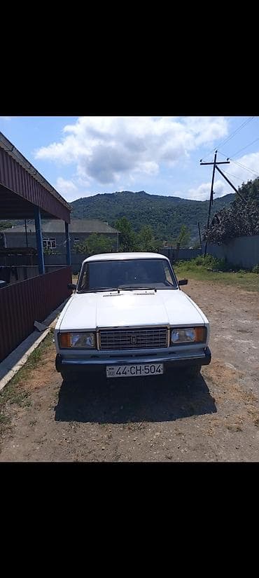 opel vektra b: VAZ (LADA) 2107: 1.5 l | Sedan — 5