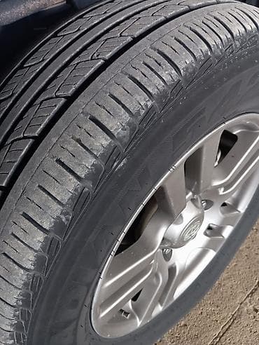 volkswagen tiguan 1: Toyota Land Cruiser Prado: 2.7 л | 2010 г. Внедорожник — 3