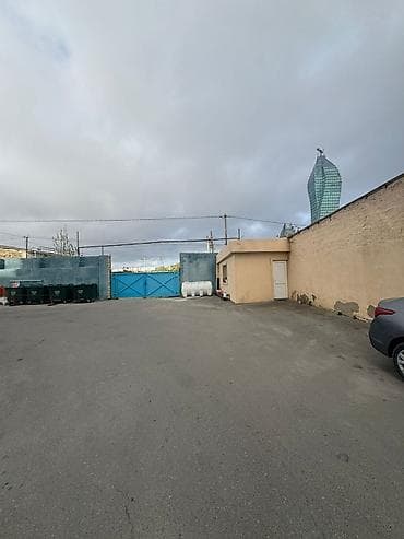 american bully satilir: Yeraltı dayanacaqda fərdi parkinq yeri Satılır: 25 kv.m qaraj – — 8